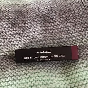 MAC Powder Kiss Liquid Lipcolour